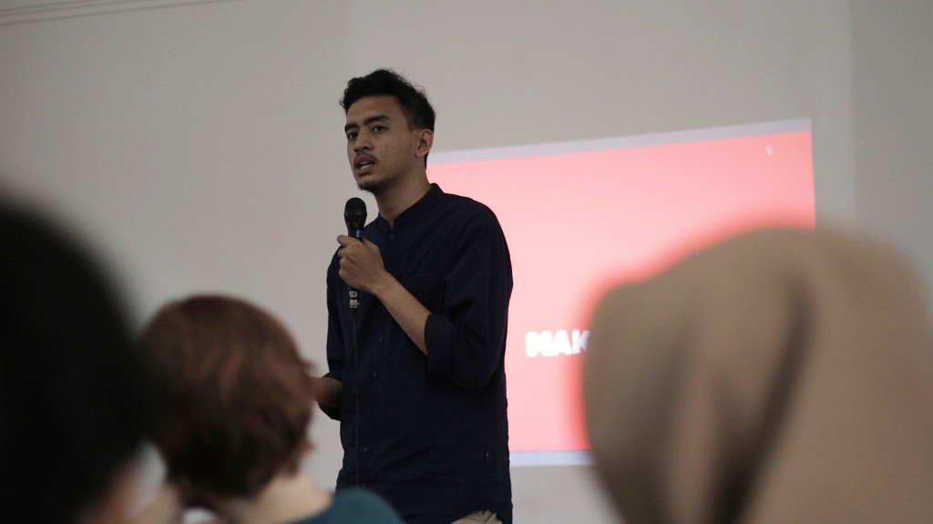 peneliti muda Surabaya mempresentasikan hasil penelitiannya di PASANG SURUT(Surabaya Utara)